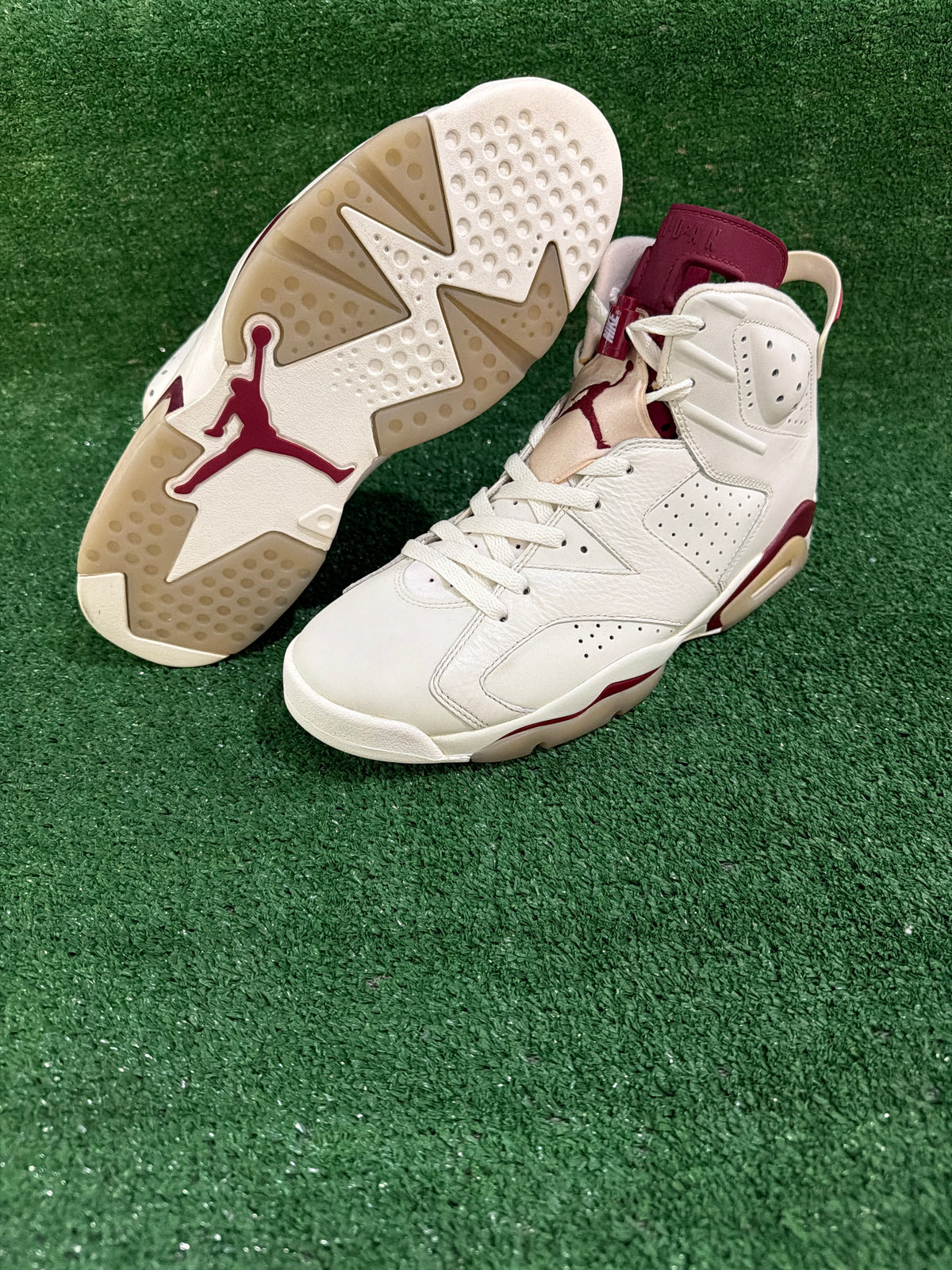 Jordan 6 Retro Maroon