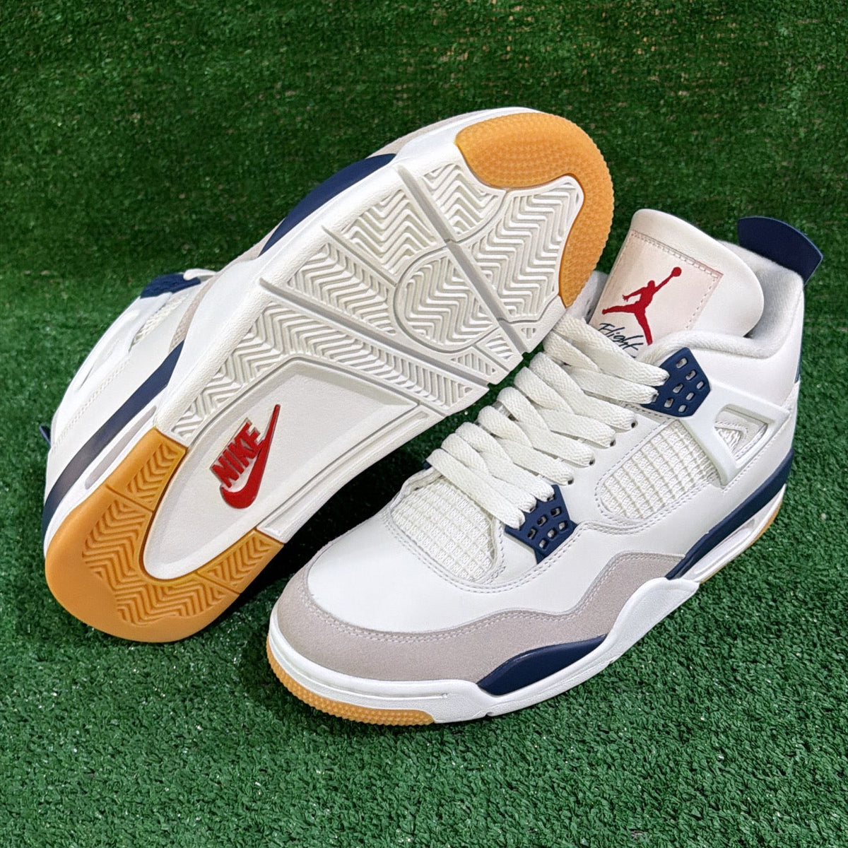 Jordan 4 Retro SB Navy
