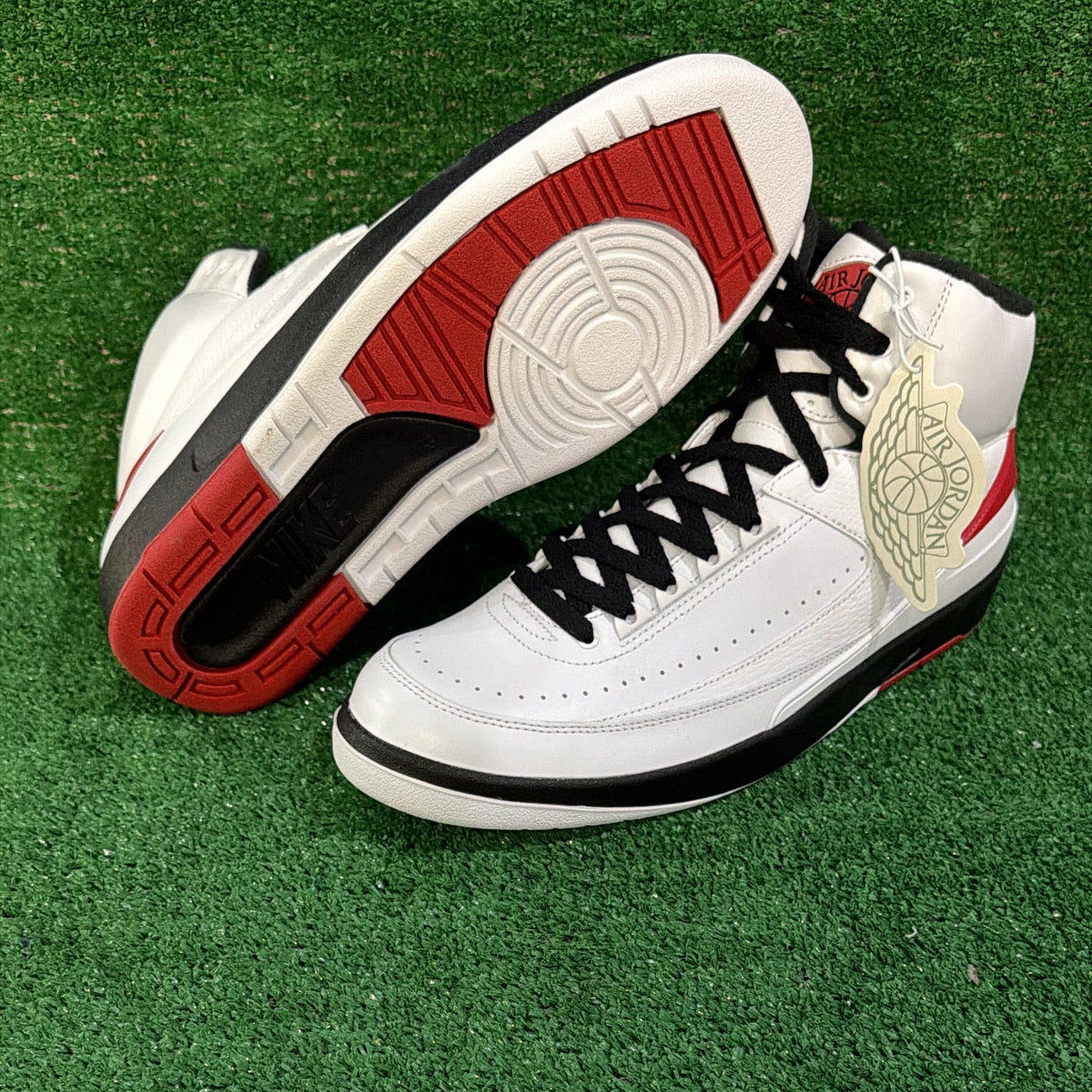 Jordan 2 Retro OG Chicago (2022 Release) (Size 12)