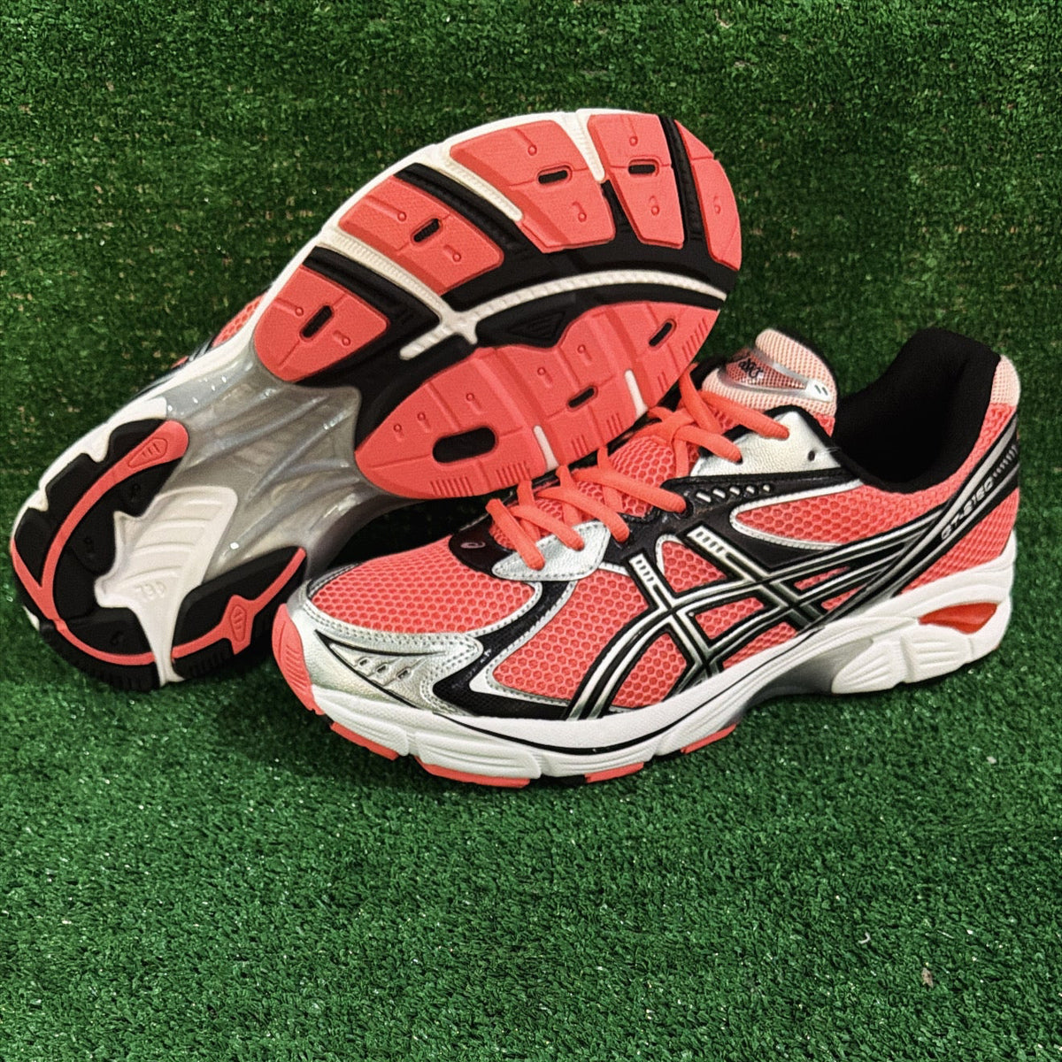 ASICS 2160 Salmon Peach Papaya ( Size 12 )