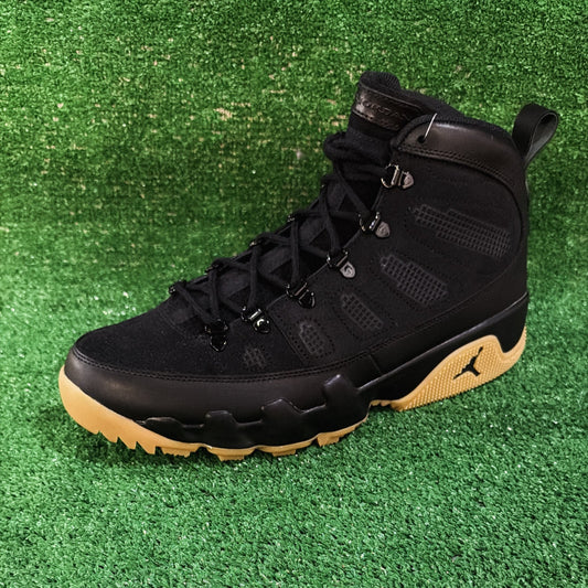Jordan 9 Boot Black Light Gum ( Size 12 )