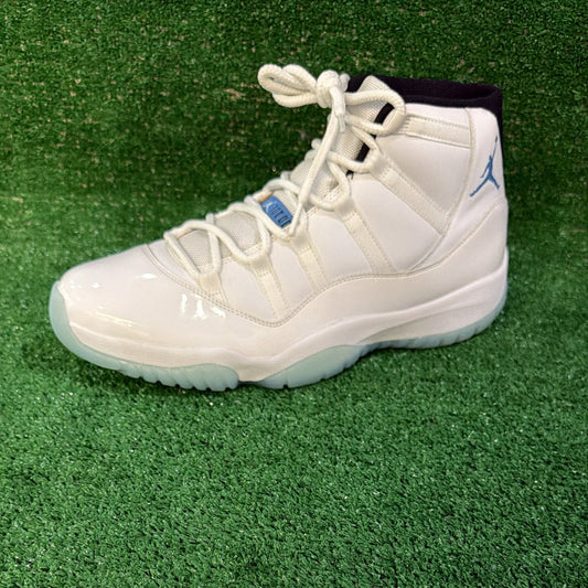 Jordan 11 Legend Blue ( Size 13 )