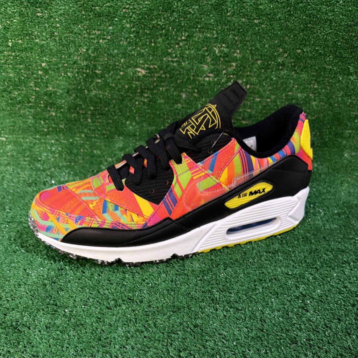 Nike Air Max 90 Latino Heritage Month ( Size 11.5 )